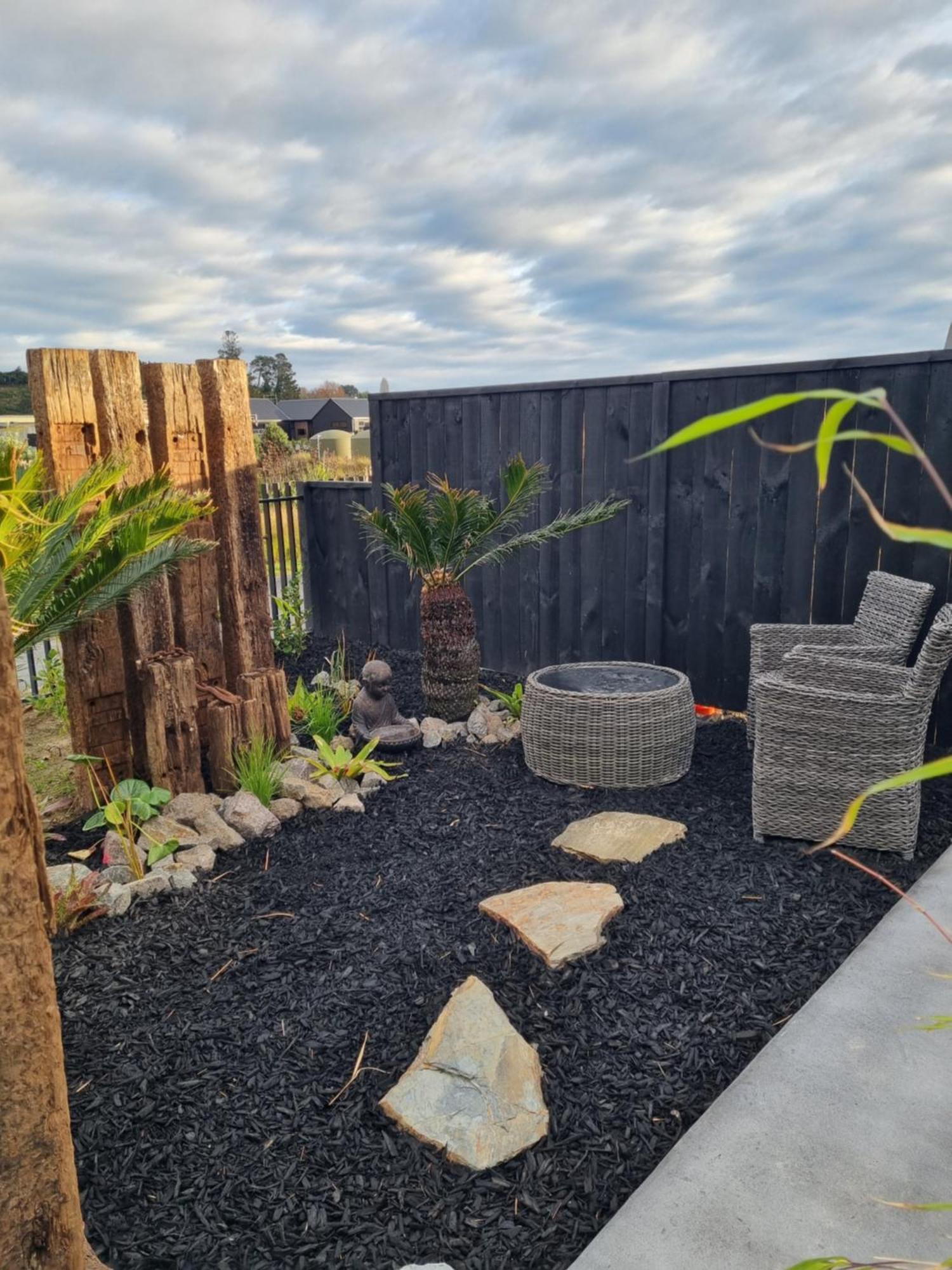 Bach22 Rustic Romantic Getaway Te Puna Экстерьер фото